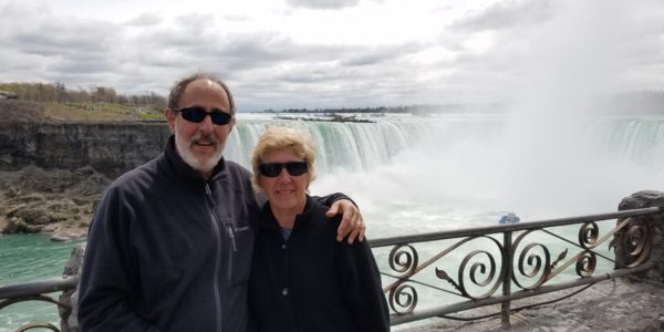 NewlywedsatNiagara